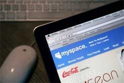 News Corp. seeking $100 million for Myspace: WSJ