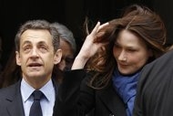 Sarkozy courts French far right after Hollande win