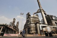 chinese oil giants hit by refining losses