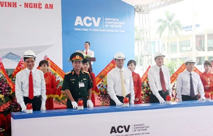 vinh air terminal construction underway