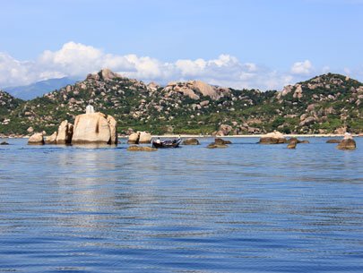 binh hung island awaits nature adventurers