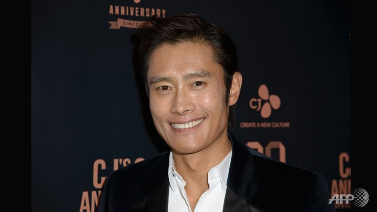 lee byung hun to star alongside arnie in new terminator film