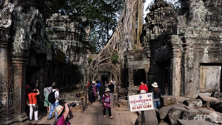 google launches digital tour of cambodias angkor wat