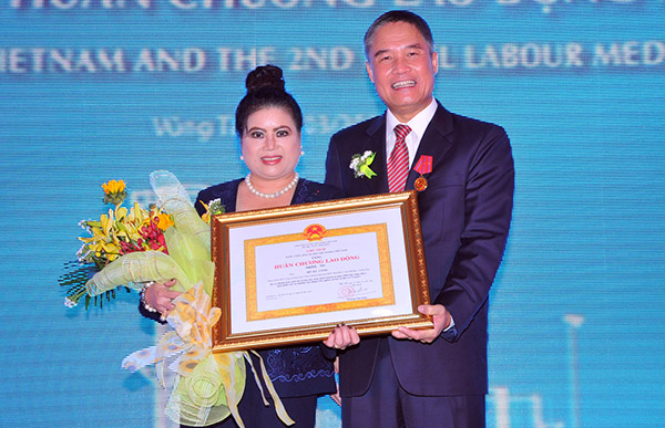 phu my 3 celebrates decade with labour order