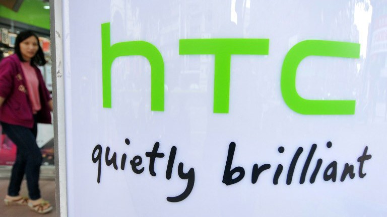 taiwans htc posts loss of more than 60m