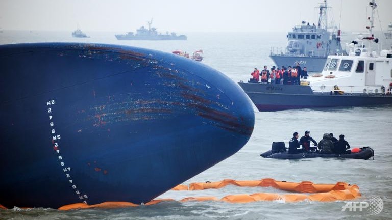 s korea ferry captain arrested divers enter ship