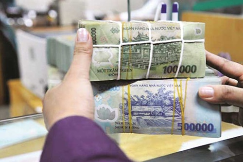 ha noi banks achieve half years credit target