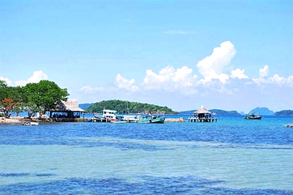 walking on water at ba lua