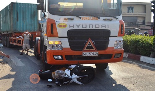 63 killed in traffic accidents during public holiday weekend in vietnam