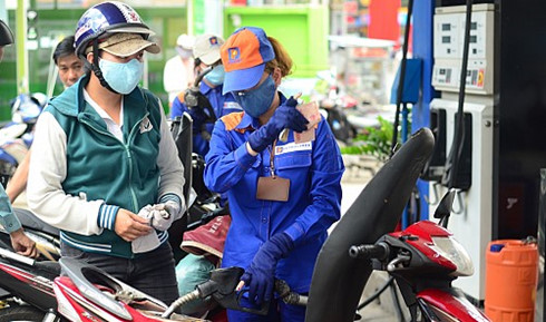 vietnam proposes drastically increasing environment tax on petrol