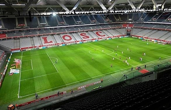 Crisis deepens as Lille lose again in empty stadium