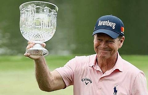 Timeless Tom Watson wins Masters Par-3 crown at age 68