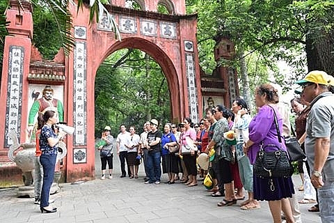daily tour to land of the hung kings launched
