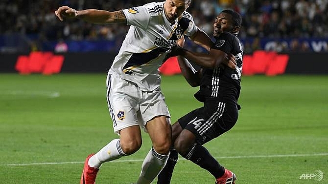 ibrahimovics late spark not enough to power galaxy again