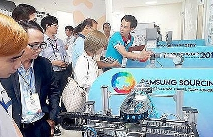 More Vietnam businesses join global supply chains