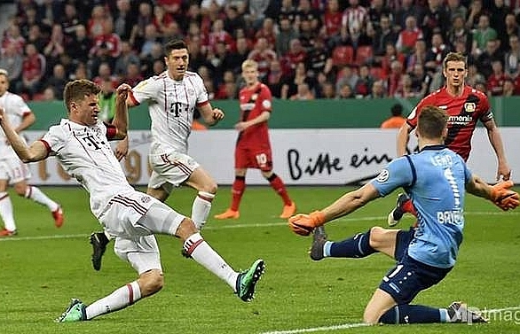Bayern rout Leverkusen to cruise into German Cup final