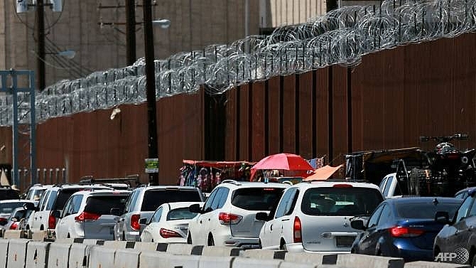 trump says 100pc ready to shut down mexico border