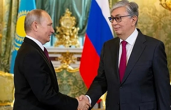 Putin and Kazakh leader discuss military, nuclear cooperation