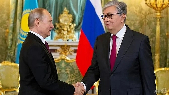 putin and kazakh leader discuss military nuclear cooperation