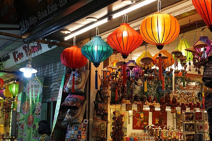 popular hanoi tourist street