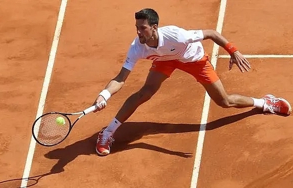Djokovic extends lead as world no 1, Fognini climbs rankings
