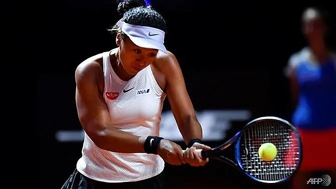 osaka downs hsieh in stuttgart opener