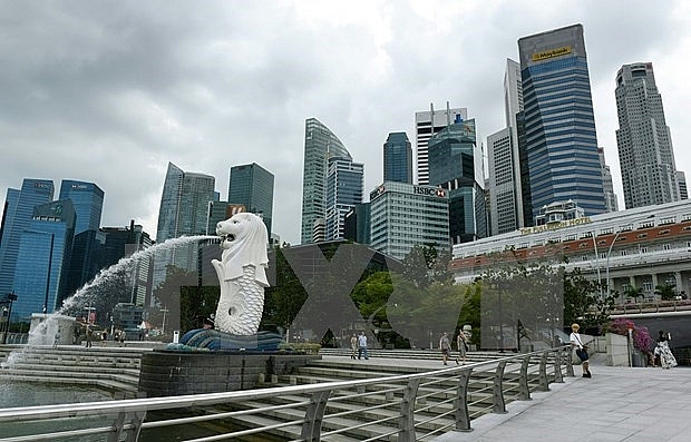 singapores covid 19 cases surpass 10000