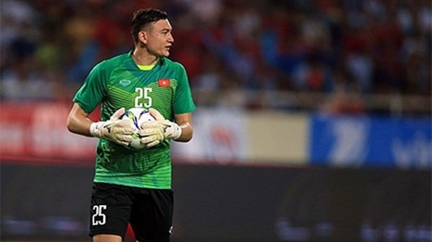 vietnams no 1 keeper may miss chance to defend aff cup title
