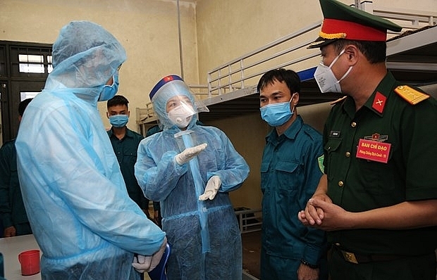Vice President visits anti-pandemic force of Hanoi Capital High Command