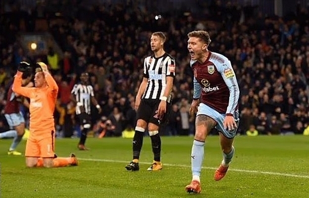 Newcastle boost survival bid as Man Utd eye Spurs revenge