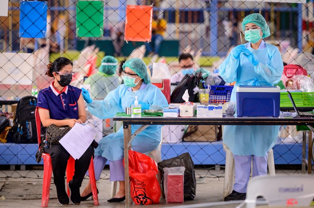 thai provinces fear virus surge out of bangkok ahead of holidays