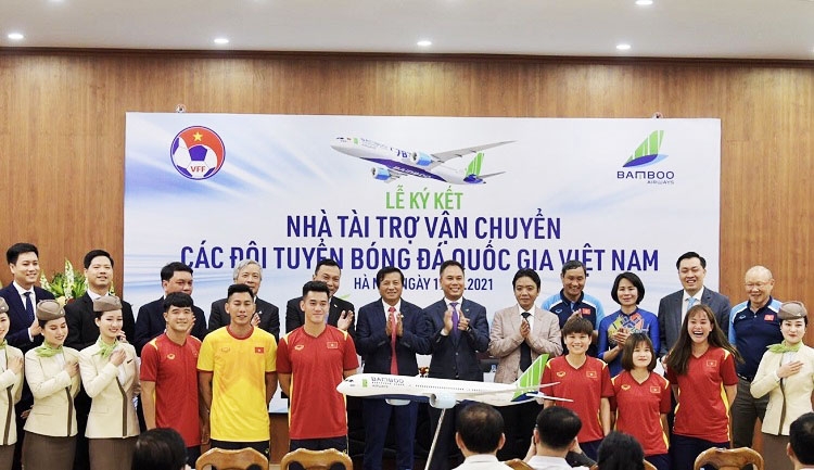 bamboo airways becomes transportation sponsor for national football teams