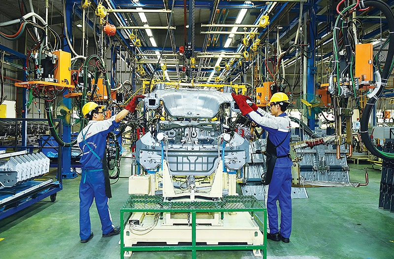 1541 p9 cooperation crucial to build competent auto industry
