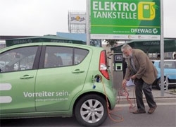 Berlin to pay bln euro subsidy for electric cars