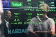 us shares score solid gains but facebook flops