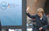 US President Barack Obama on Wednesday discussed the euro crisis and the need for an end to violence in Syria in a video conference with French President Francois Hollande, German Chancellor Angela Merkel, pictured in Stralsund, and Italian Prime Minister Mario Monti 