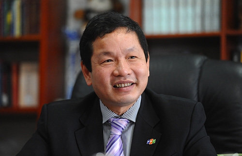 Kéo thả ảnh vào nội dung biên tập