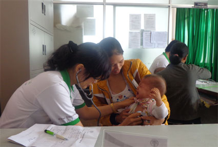 heart creening tests for 500 children in lam dong