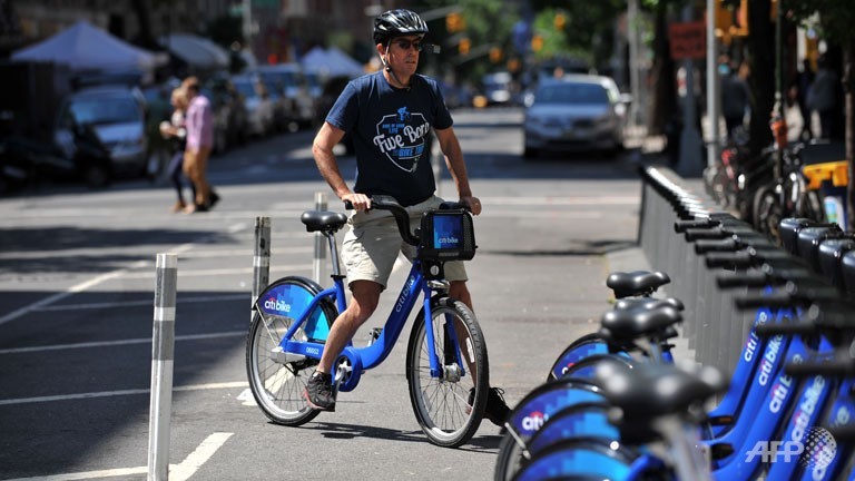 new york city launches bike share service