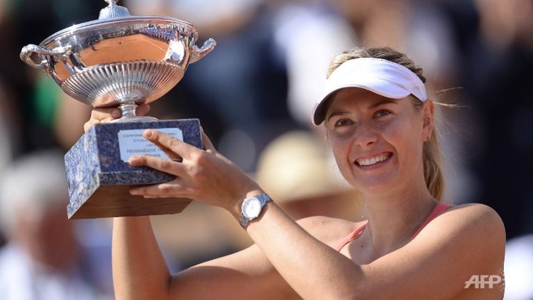 sharapova overcomes suarez for third italian open title