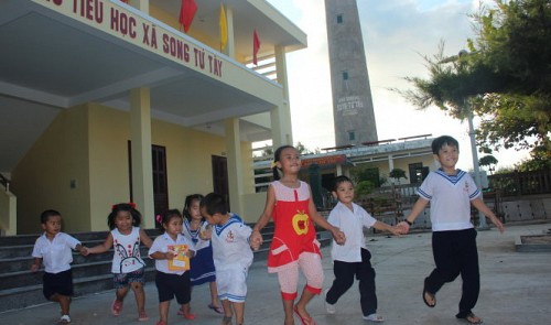 vietnam opens primary school in truong sa spratlys