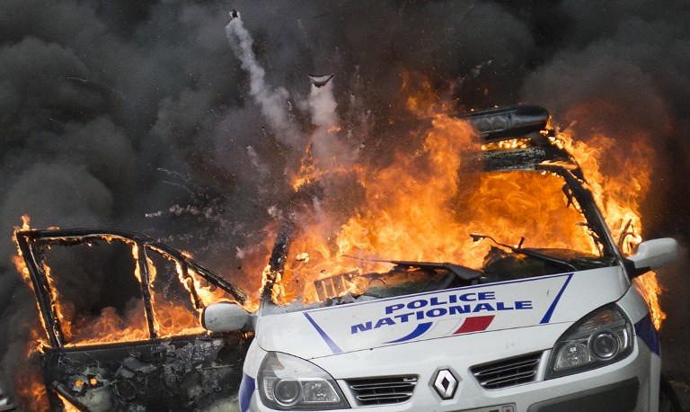 french police targeted as they rally against anti cop hatred