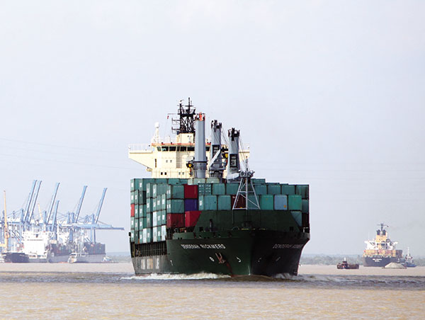 Logistics firms increase cross-border transport