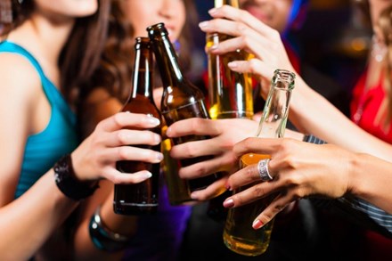 Proposal to make alcohol firms pay health tax