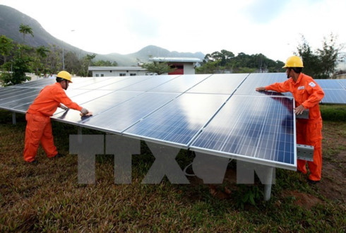 investors show interest in solar power projects in khanh hoa hinh 0