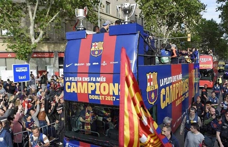 Barcelona celebrates La Liga, Copa del Rey double win