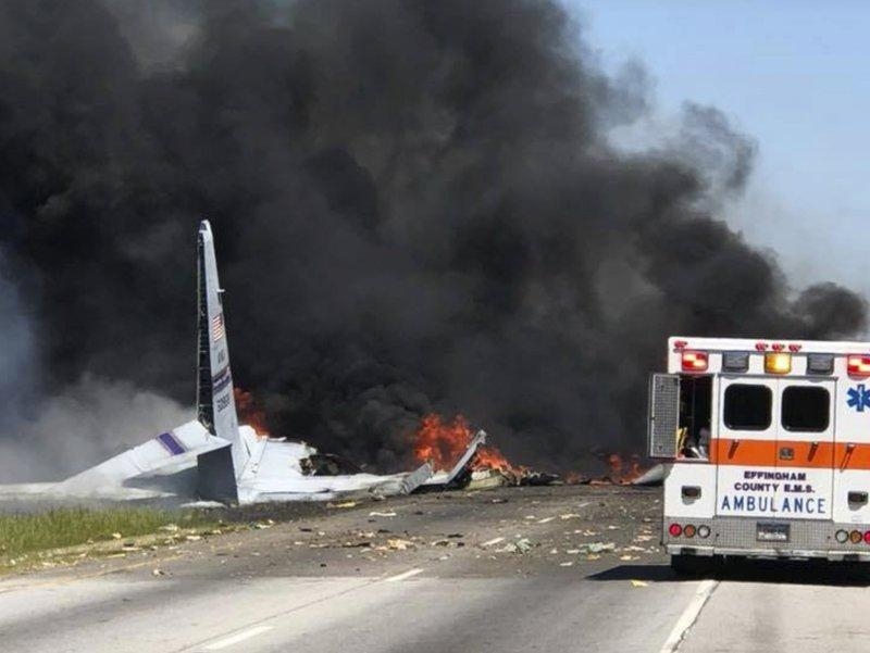 9 killed in fiery us military plane crash