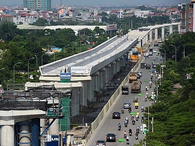 pm urges speeding up metro project