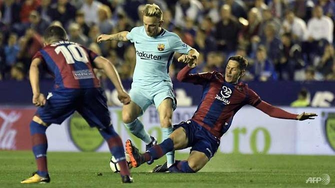 barcelonas unbeaten season ended by five star levante