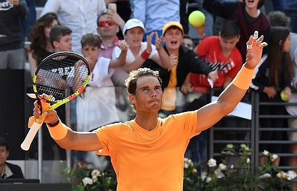 Nadal eases past Shapovalov and into Rome last eight